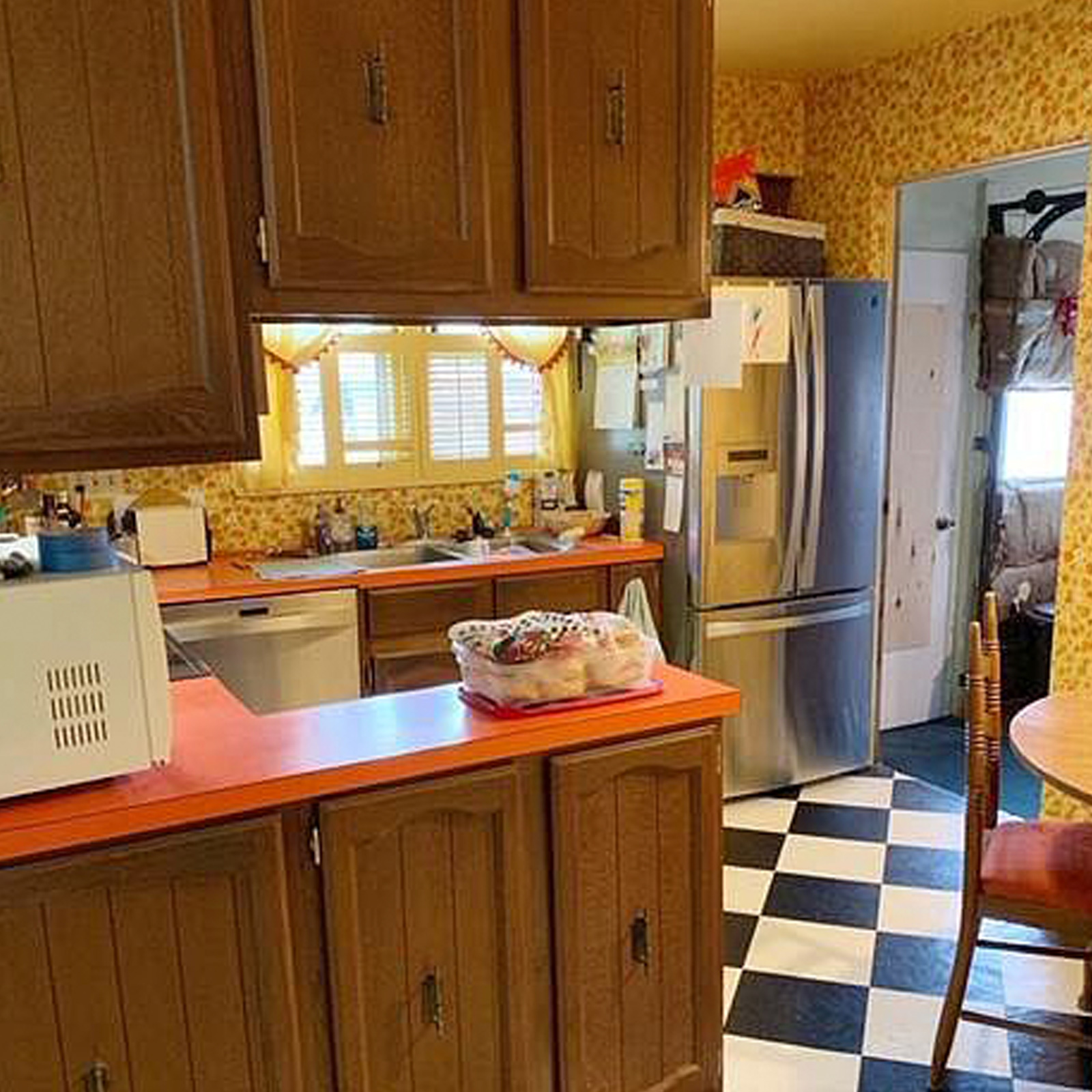 Entry 51 - A kitchen stuck in the 70's provides ample opportunity for improvement